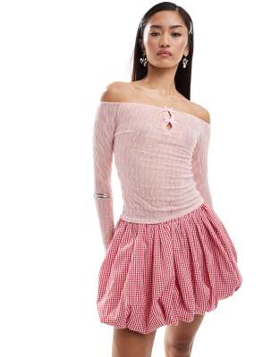 Motel kazzi bow detail long sleeve crinkle top in pink