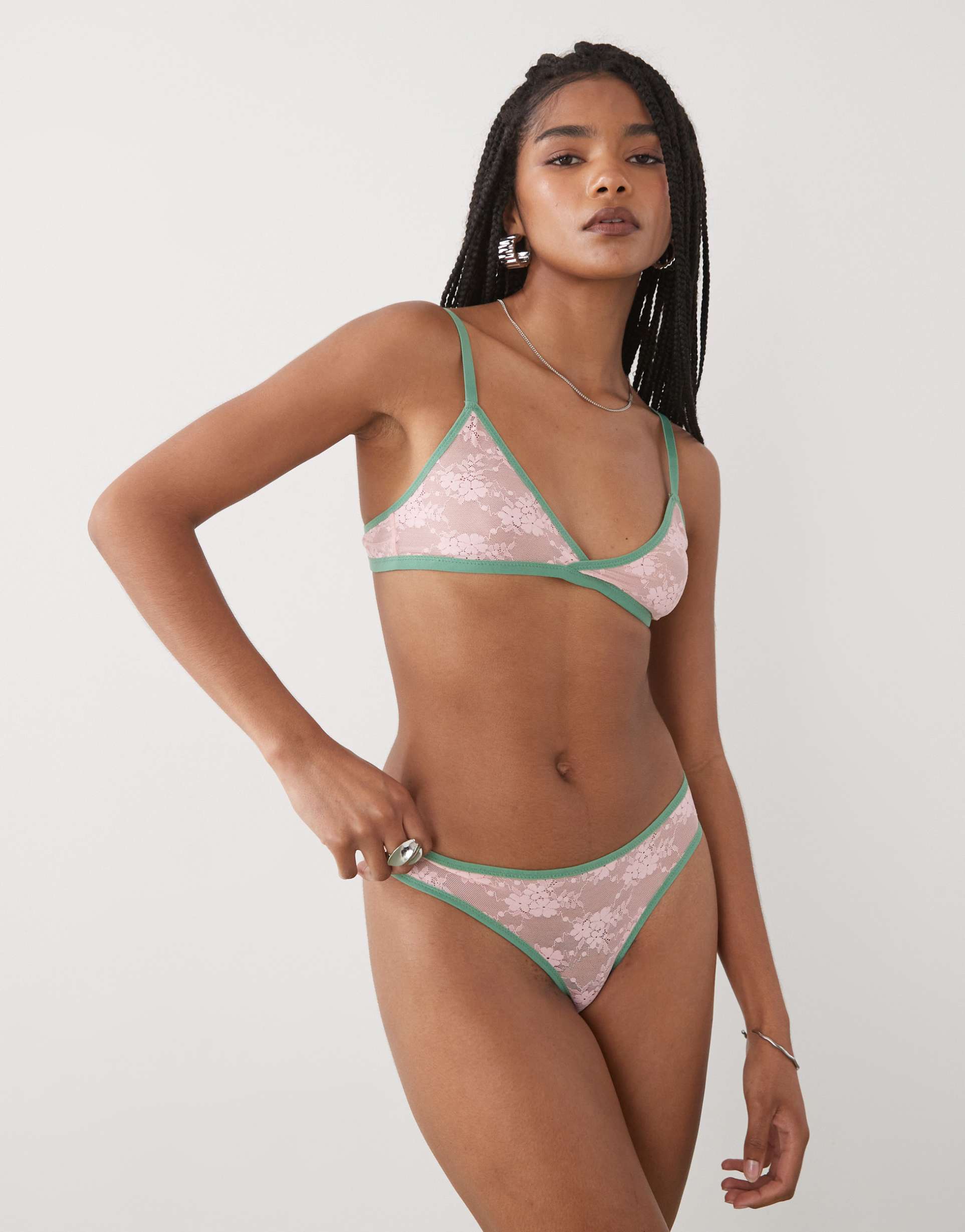 motel lakara contrast edges soft lace bra in pink and green