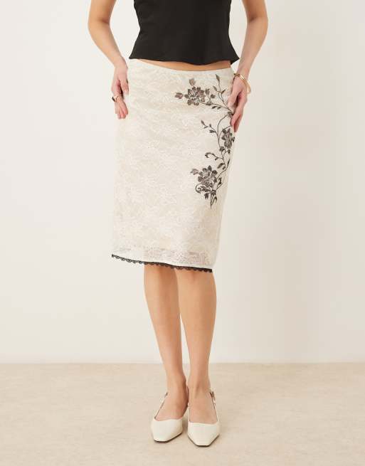 Motel Laykha lace flower print midi skirt in ivory | ASOS