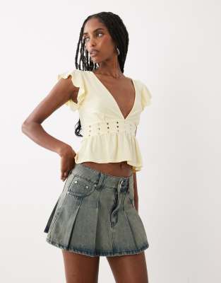 Motel Leisma Studded Frill Plunge Top In Yellow