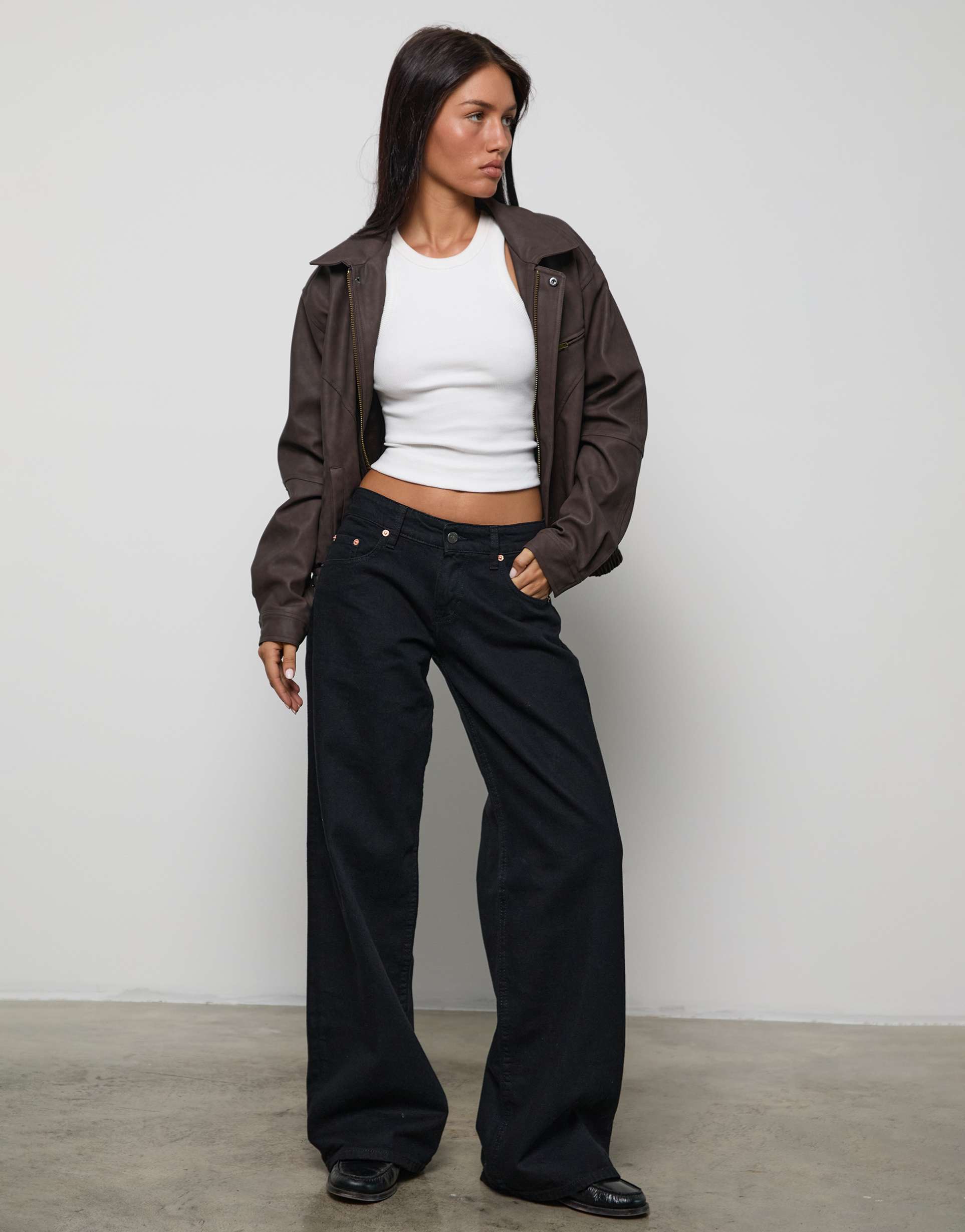 motel low rise roomy jeans in rinse black