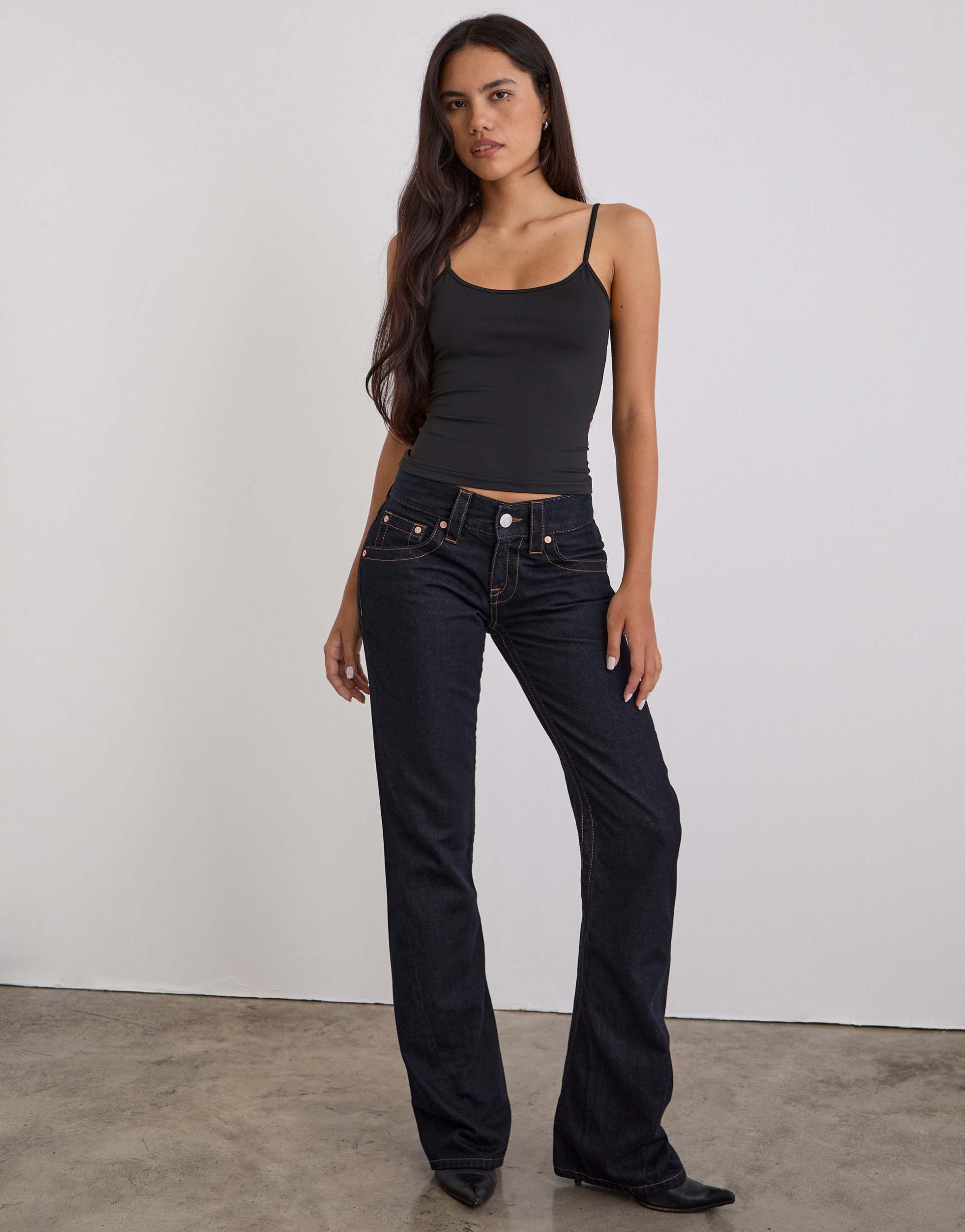 motel low rise twisted seam jeans in rinse