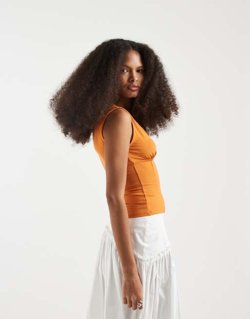 Motel Lynod plunge v-neck rayon top in sunset orange, 3 of 4