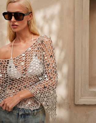 Motel Maliha Crochet Knit Poncho In Silver