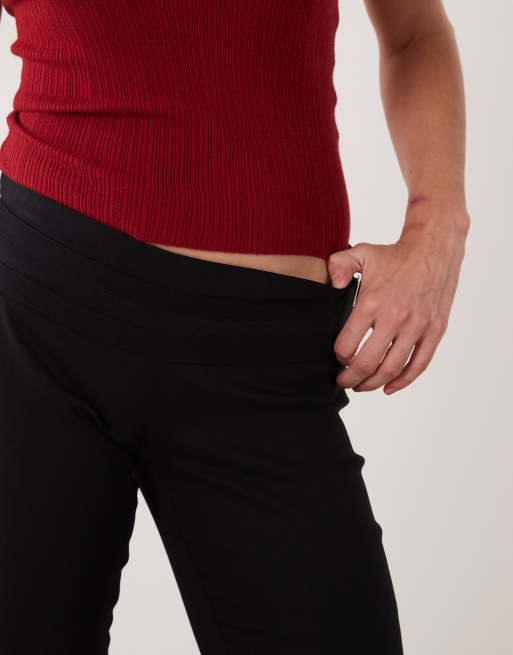 Motel mardhu pantalon évasé taille basse avec détail boucle noir, 5 de 5