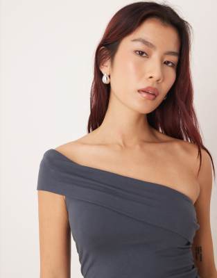Motel Marga Off-shoulder Bandeau Style Top In Gray