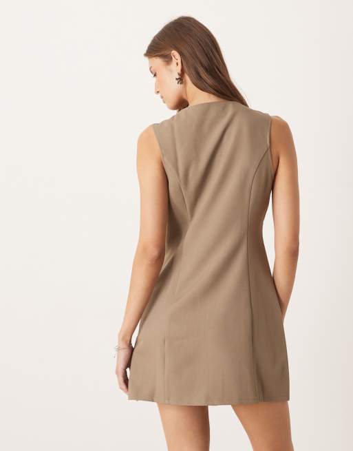 Motel – Marina – Elegantes Minikleid in Taupe mit Knopfleiste, 3 von 4
