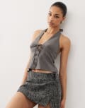 [Motel] Motel Miyuki tie front halterneck top in charcoal-Grey M GREY
