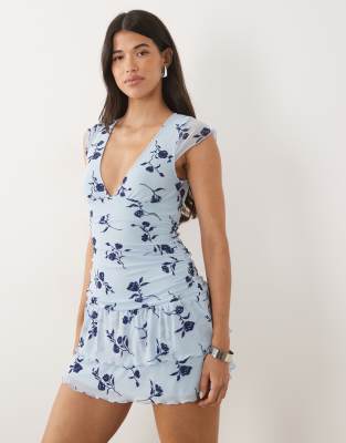 Motel Mowgli Flutter Sleeve Ruched Mini Dress In Blue