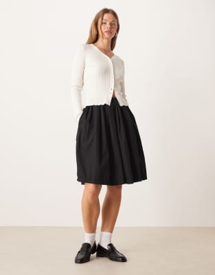 Motel Motel Murphy longline skirt in black