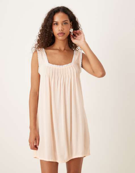 Motel Musta box pleat mini babydoll smock dress in scallop shell - view 1