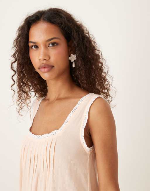 Motel Musta box pleat mini babydoll smock dress in scallop shell