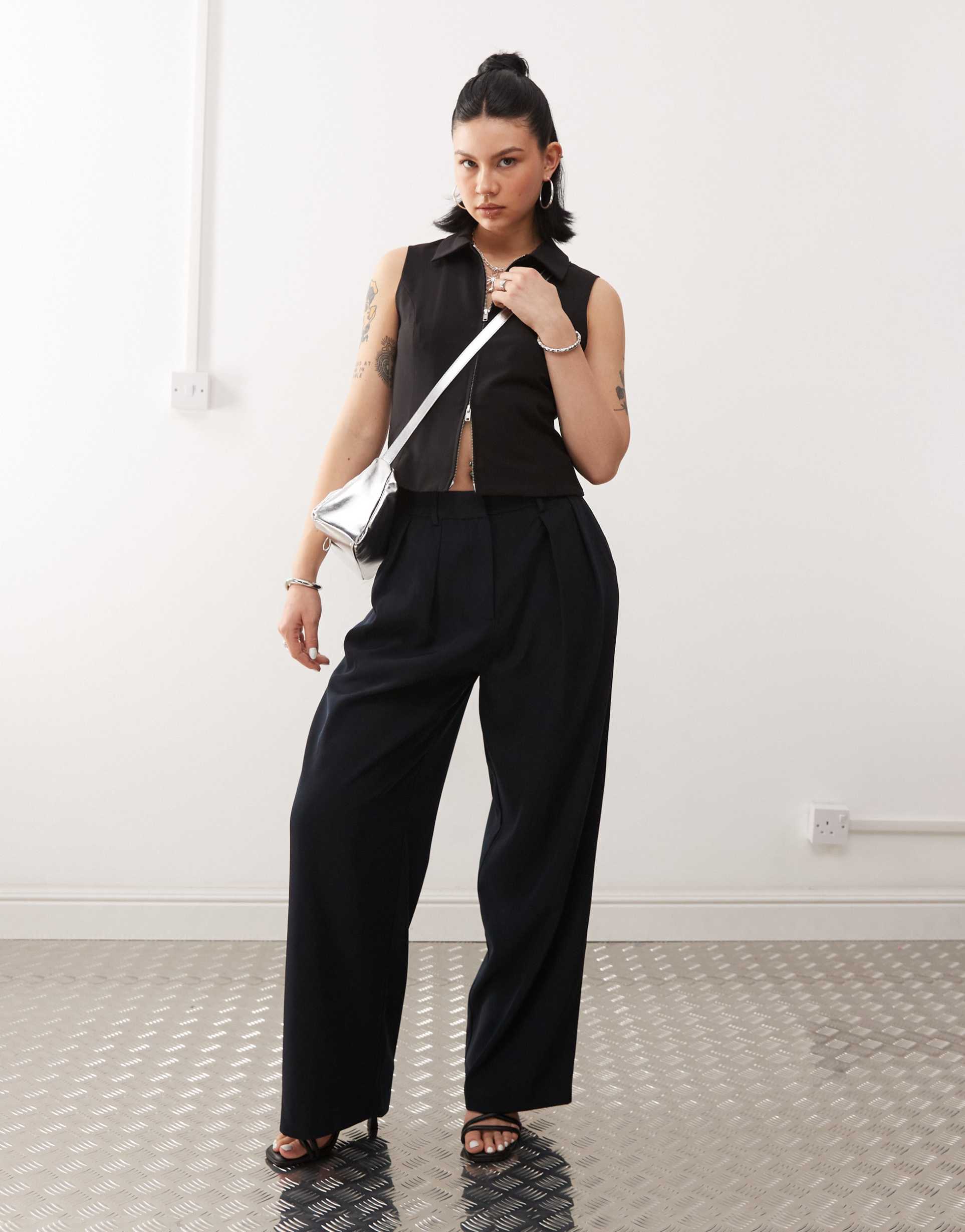 motel nala slouchy wide leg low rise pants in navy