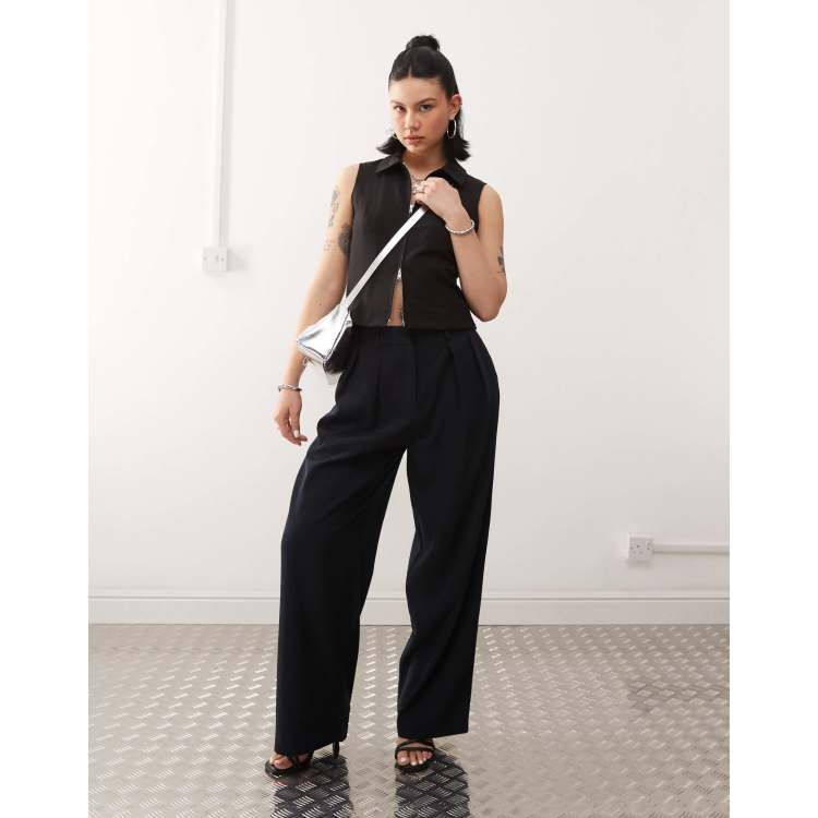 Nala pin tuck swim pants ブラック　Mサイズ Nala Pin tuck swim pants（Mサイズ）