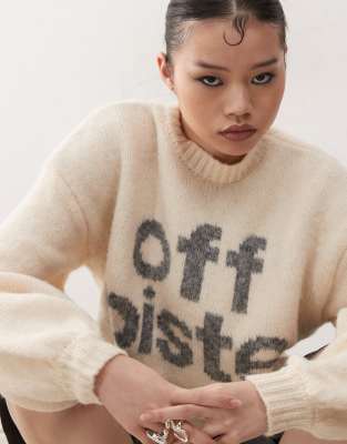 MOTEL NAMARI OFF-PISTE FLUFFY SWEATER 