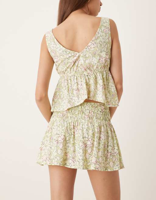 Motel Nelesi floral print skirt in light green, 4 of 5