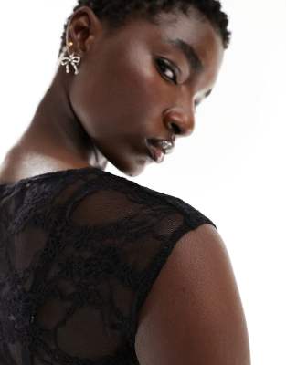 Motel Sanjana Lace Top In Black