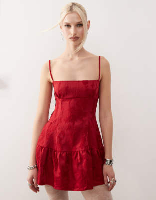 oshi open back mini cami dress in red