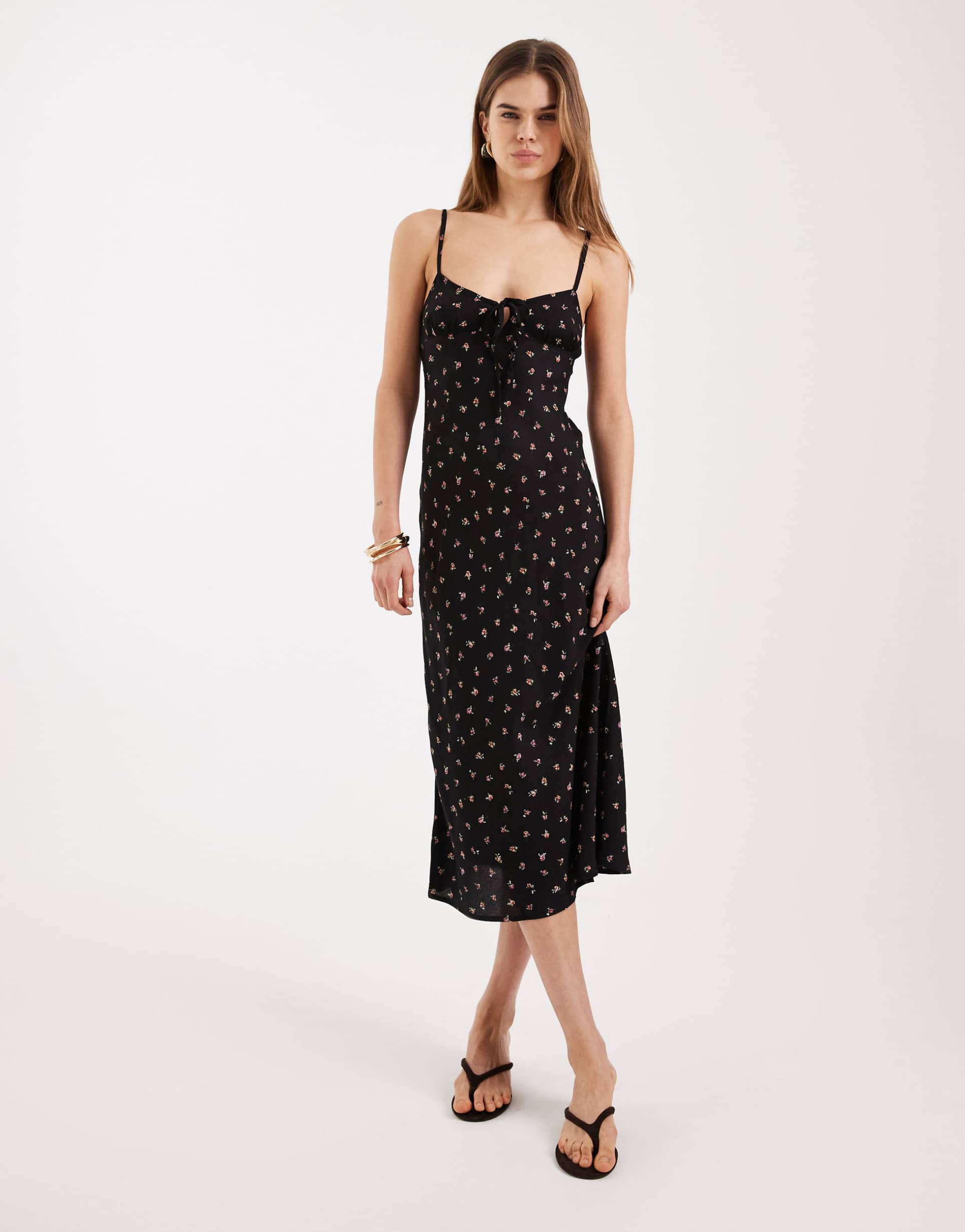 motel posine ditsy red rose midaxi dress in black