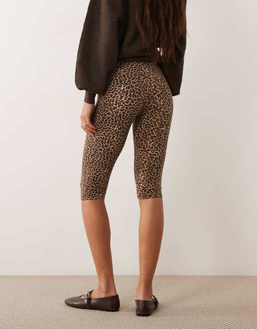 Motel priu capris in leopard print, 2 of 5