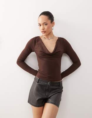 Motel Renice Cowl Long Sleeeve Top In Bitter Chocolate-brown