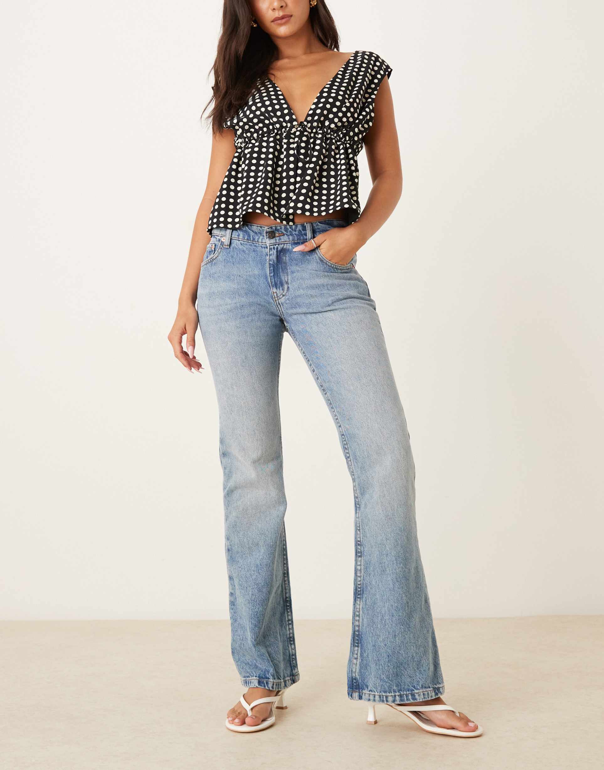 motel rigid low rise flare jeans in bright blue used