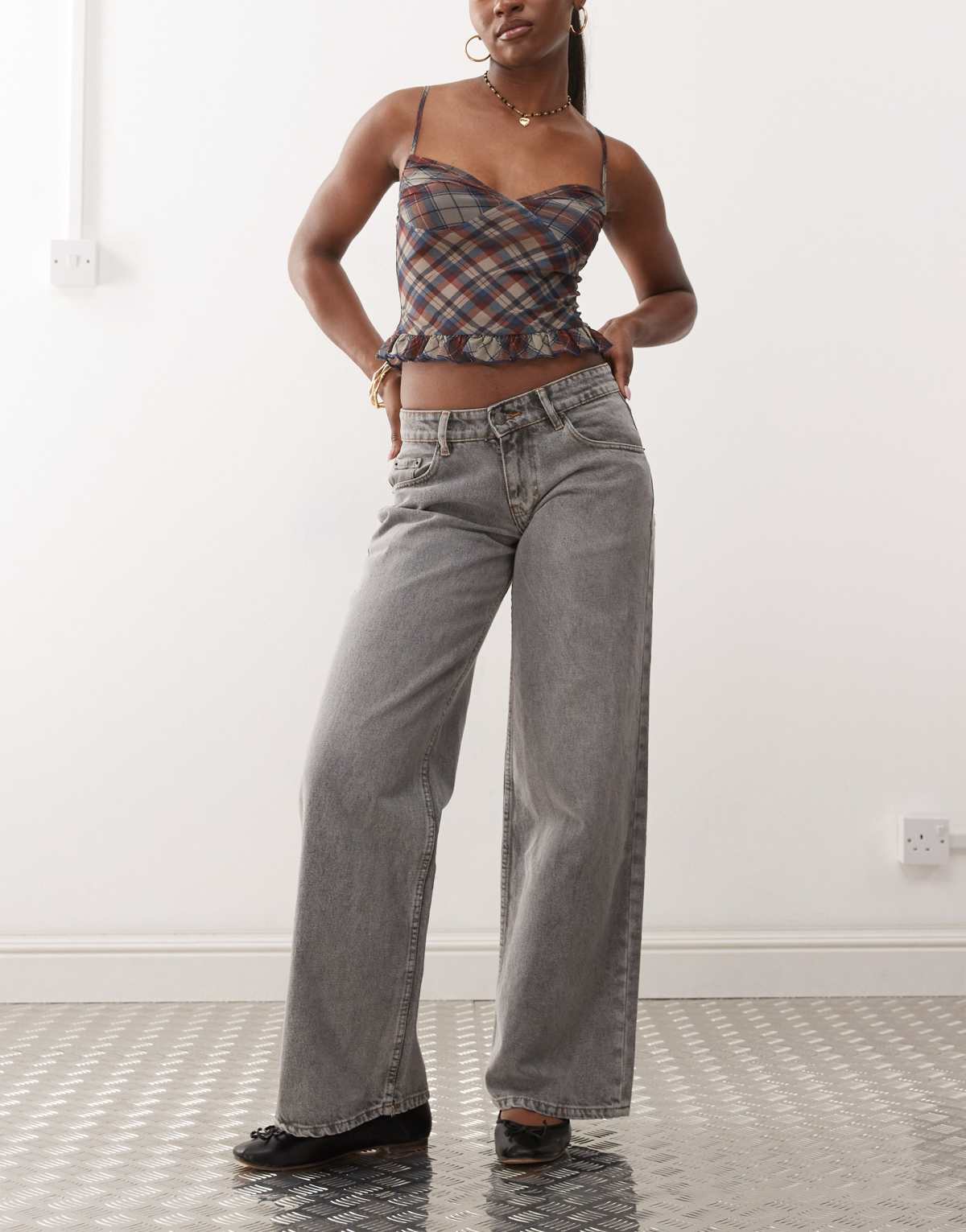 Motel roomy wide leg low rise jeans in grey wash