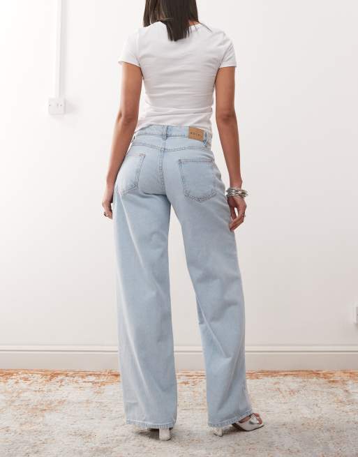 Motel roomy wide leg low rise jeans in light wash blue