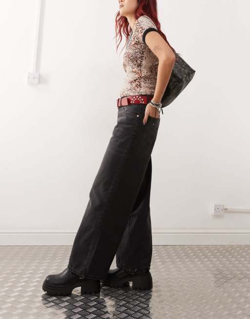 Motel roomy wide leg low rise jeans in washed black, 3 of 5