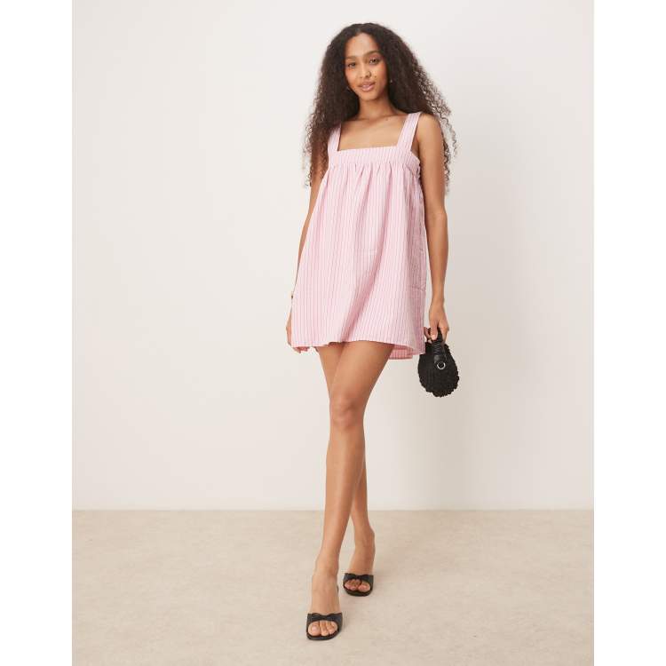 208494144-1-pinkstripe?$n_750w
