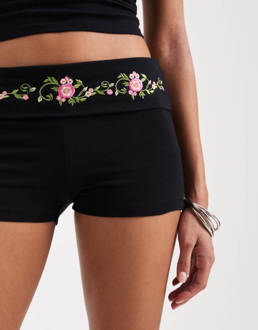 Motel - Sea - Mini short met bloemendetail in zwart, deel van co-ord set, 5 van 5