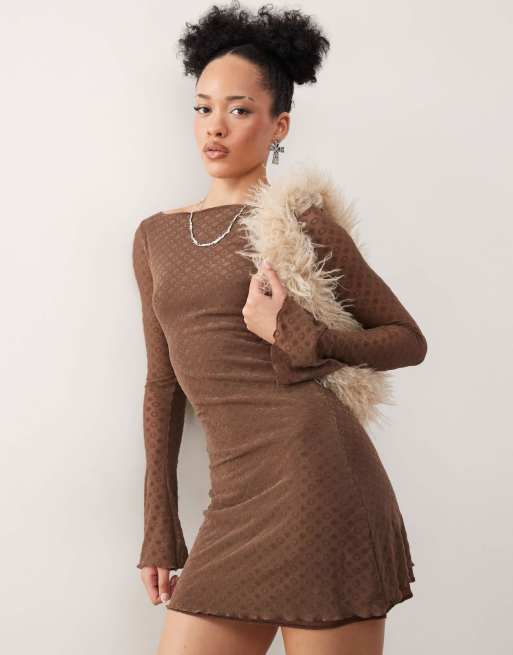 Motel sevila polka tile print long sleeve dress in brown, 2 of 4