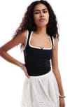 [Motel] Motel Shinju scoop neck top in black and white L Black/white