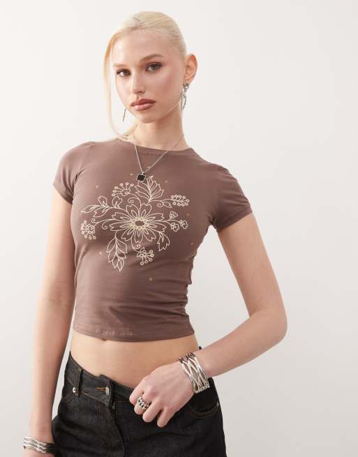 Motel - Sutin - T-shirt mini con motivo a fiori color noce moscata