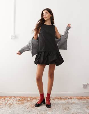 tamilo bubble hem mini dress in black