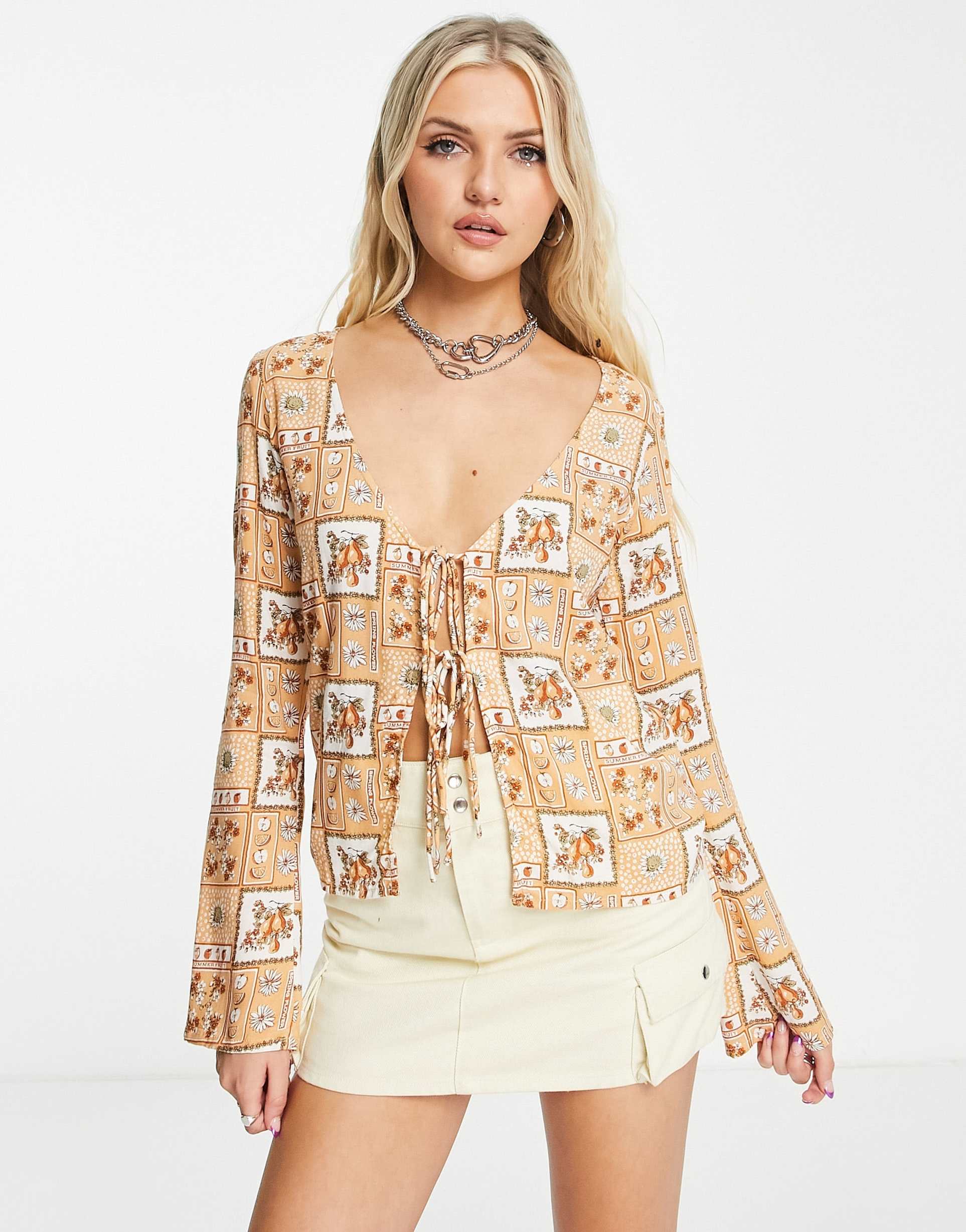 Motel tie front 90s cardigan top in vintage picnic print view 2
