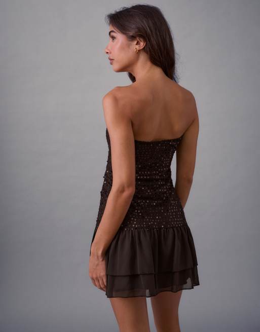 Motel – Tinosa – Korsett-Kleid in Braun mit Pailletten und Rüschen, 4 von 4