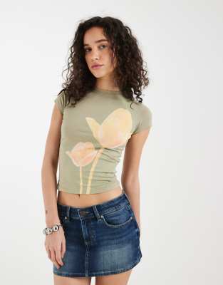 Motel Tiona Blurry Lily Print Top In Green