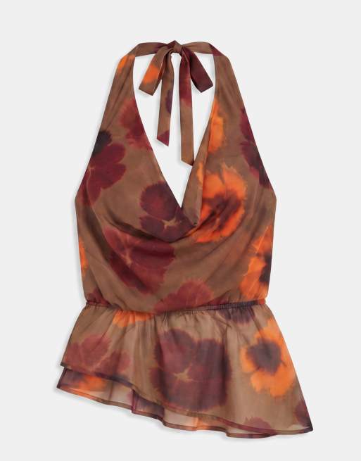 Motel - top floral plisado con cuello halter en caqui, 5 de 7