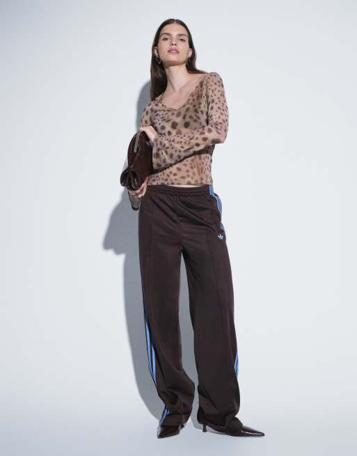 Motel tyanna v neck mesh long sleeve top in leopard print, 4 of 4