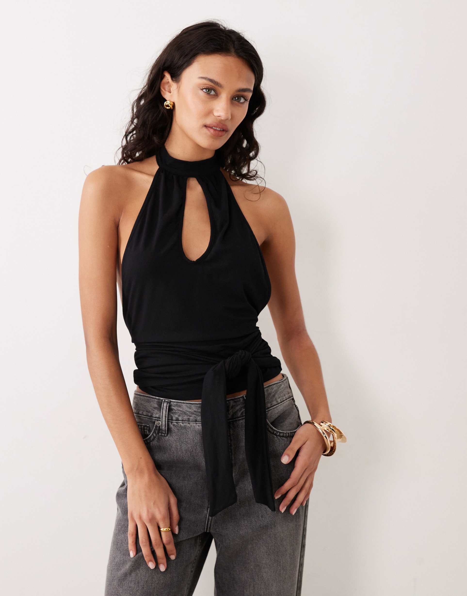 motel verbina keyhole halter tie waist top in black