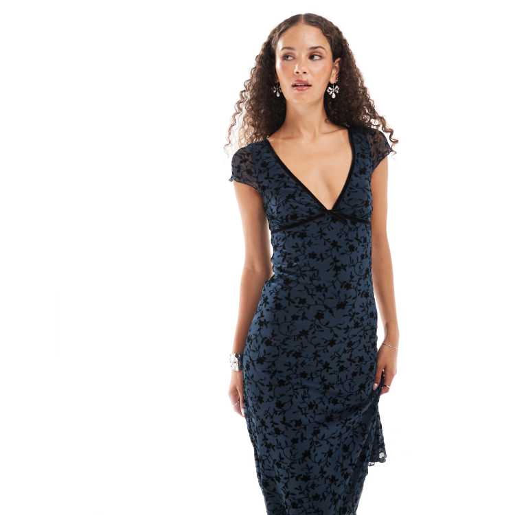 motel rocks vilinia midi dress Motel vilinia flocked midi dress in black