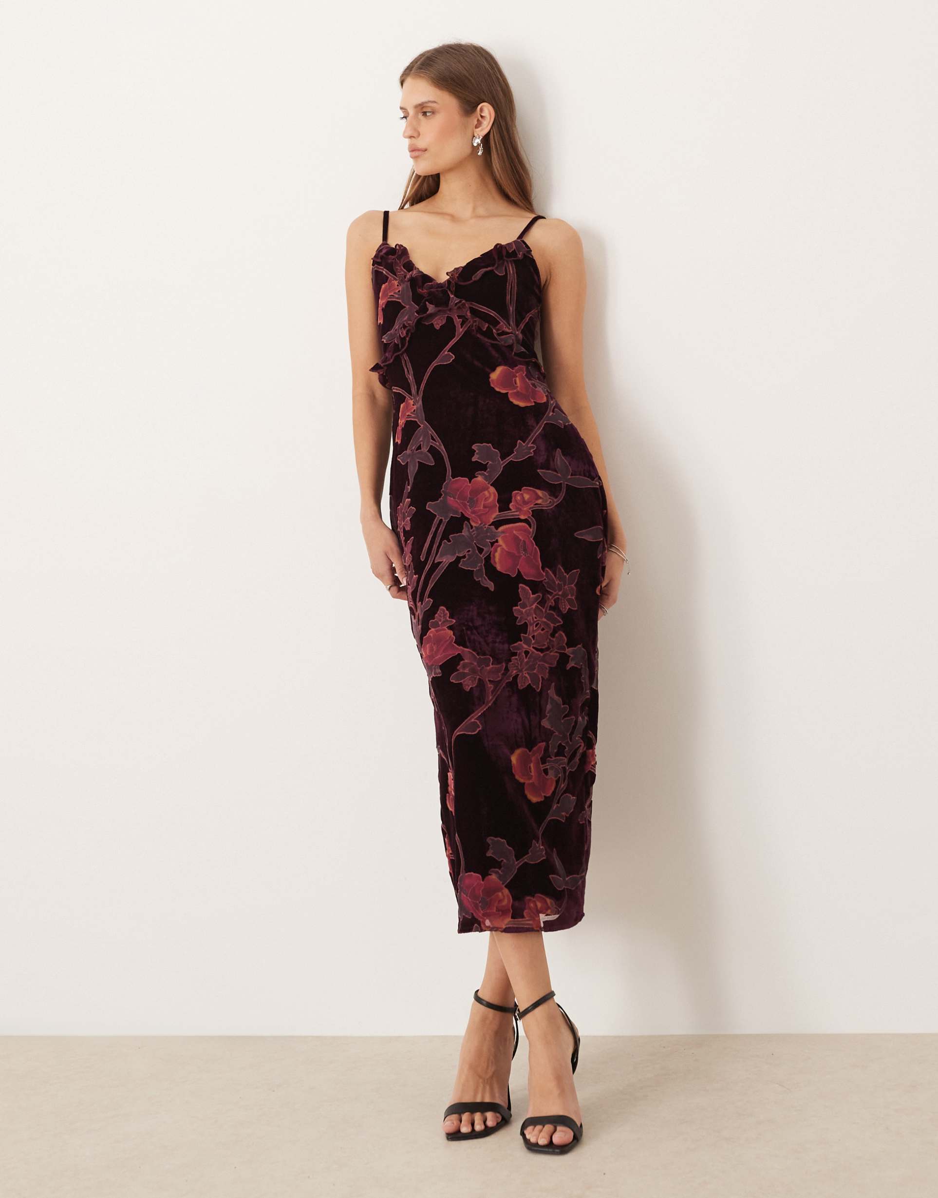 motel yamira maxi dress in floral burgundy print