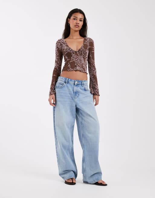 Motel Yamuna long sleeve moonlit blossom scoop neck top in brown, 2 of 4