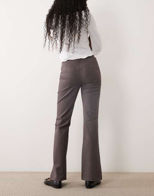 Motel yaswa low rise flare stripe trouser in gray brown, 3 of 5