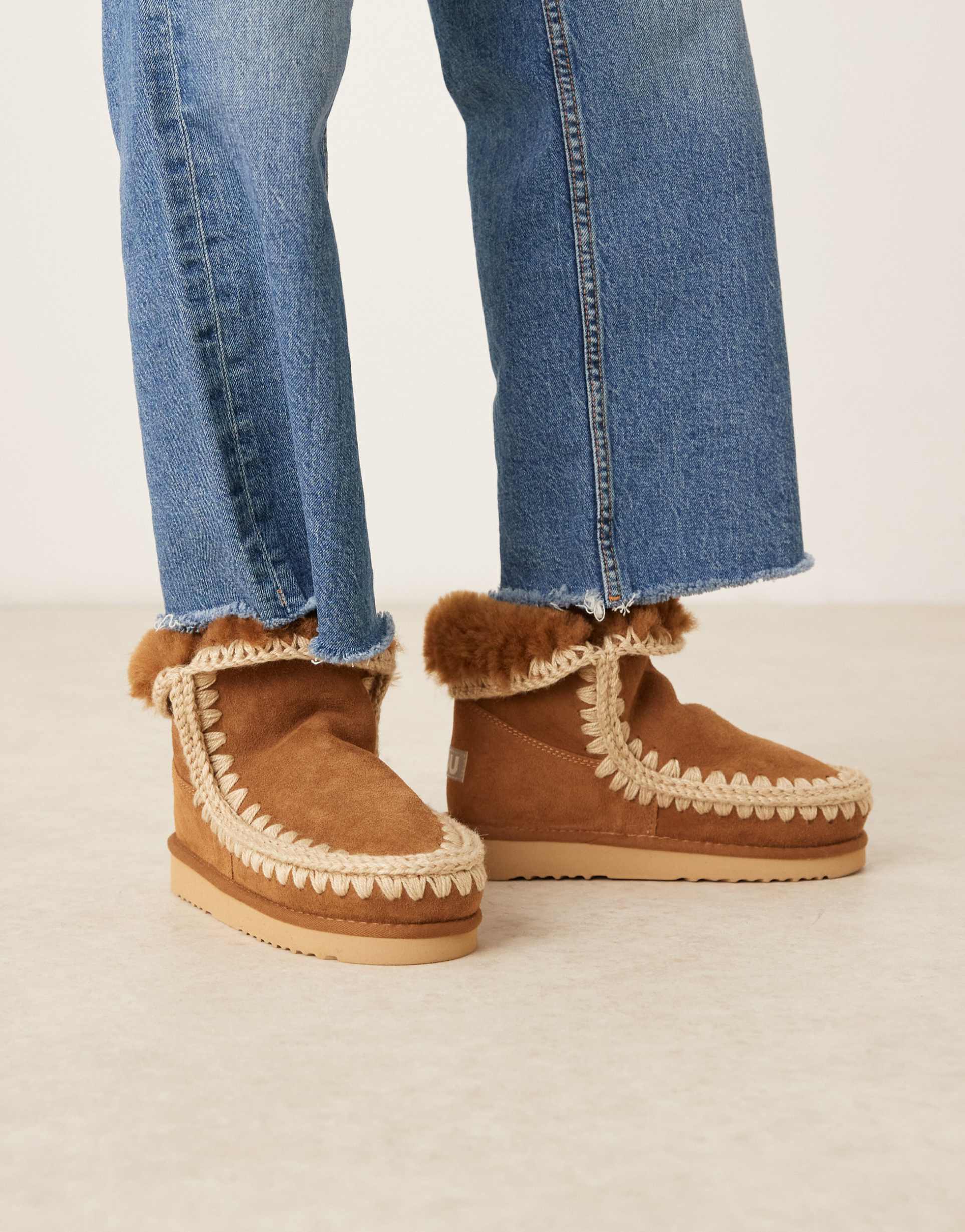 mou 18 shearling lined suede boots in cognac brown