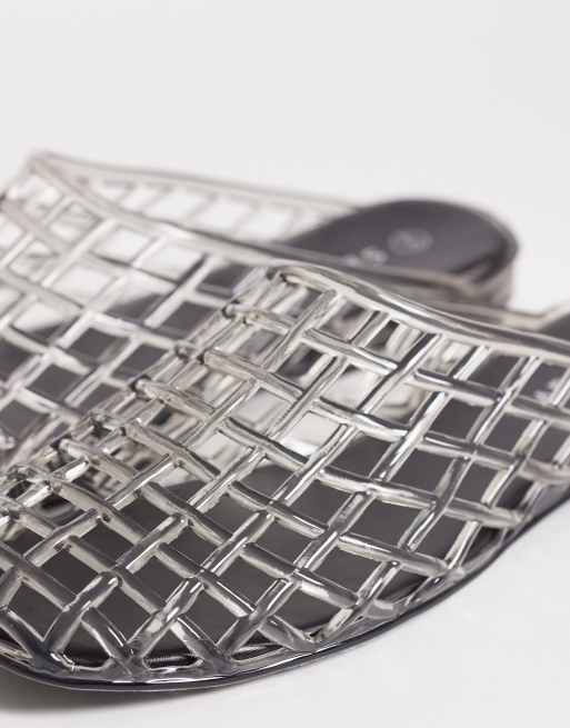 Mules gris carbón con diseño enrejado de goma de SEQWL, 3 de 4