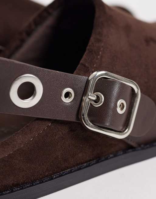 Mules marrón chocolate planos con detalle de ojales Mina de ASOS DESIGN, 4 de 4
