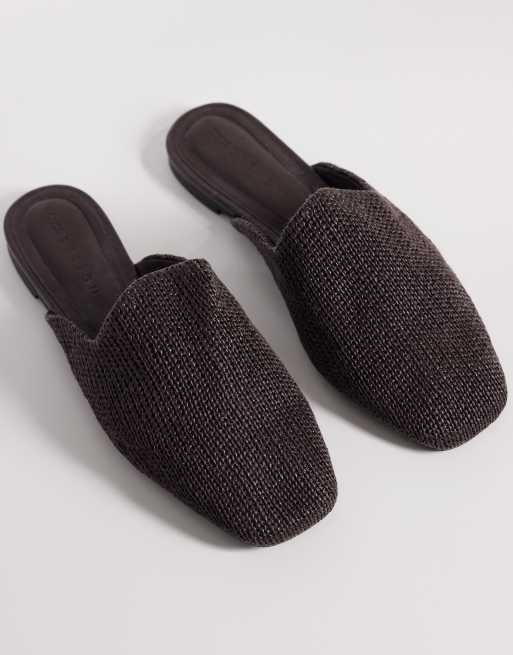 Mules marrones planas de rafia Mimic de ASOS DESIGN, 2 de 4