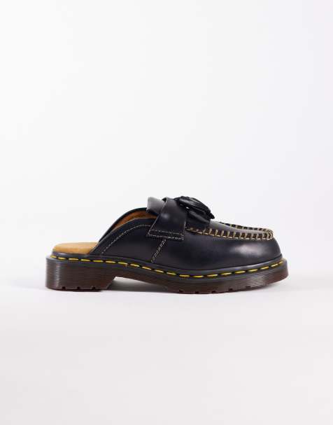 Mules negras con borlas Adrian de Dr Martens - view 1